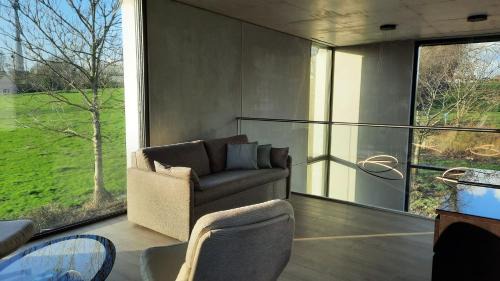 Brukom Maison | The Kettle House - Manor
