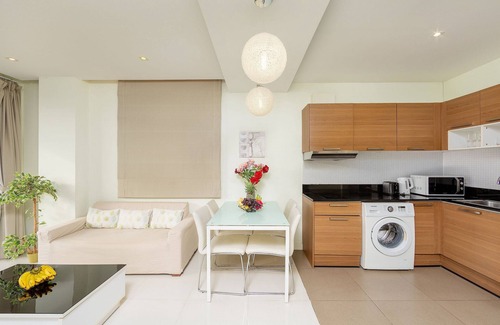 Nai Harn Appartement | The Lago Apartments by Tropiclook