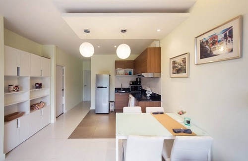 Nai Harn Appartement | The Lago Apartments by Tropiclook