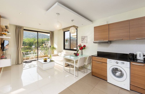 Nai Harn Appartement | The Lago Apartments by Tropiclook