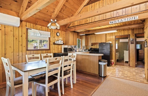 Wolfeboro Cabine | The Lake Escape - A Cozy Lakeside Cabin - Sleeps 8 - Grill, Kayak, Firepit