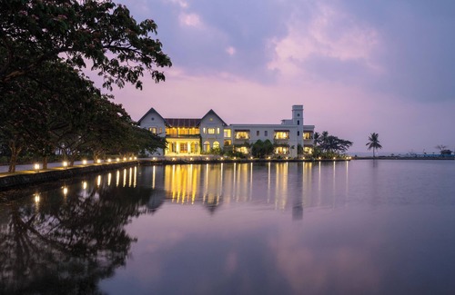 Kumbalam Station Balnéaire | The Lake Manor
