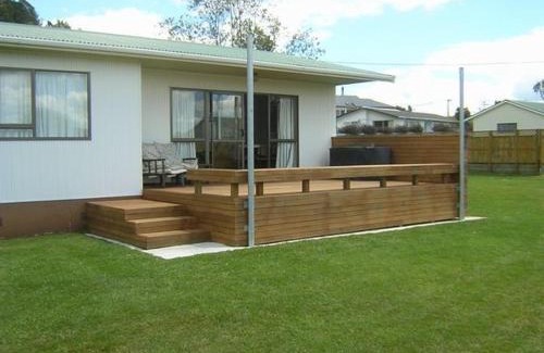 Rototai Maison | The Lakehouse Bach - Lake Rotoiti Bach
