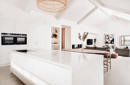Dromaan Maison | The Lakehouse - County Clare Ireland