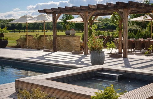 Lechlade Autre | The Lakes by YOO, The Manor House - free access into onsite Spa