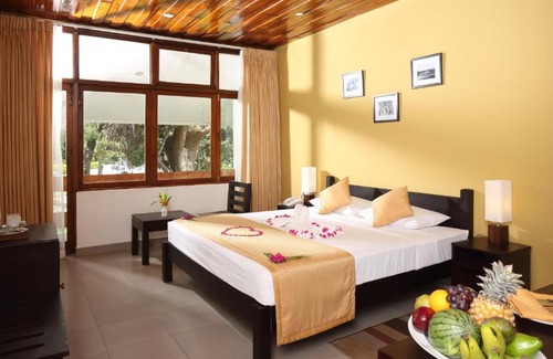 New Town Hôtel | The Lakeside at Nuwarawewa