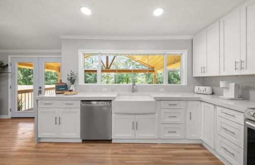 Macon Maison | The Lakeview