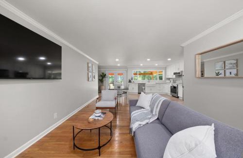 Macon Maison | The Lakeview