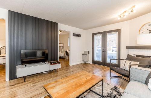 Collingwood Maison | The Landing Pad - Condo in Collingwood