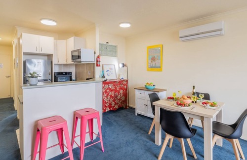 Nelson Bay Appartement | The Landmark 108, 61B Dowling St - air con, linen, pool, lift, views