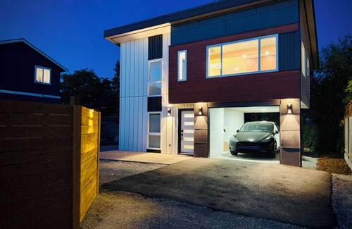 White Center Maison | The Laylow Residence: 12 mins to SEA ✈️ and Downtown Seattle