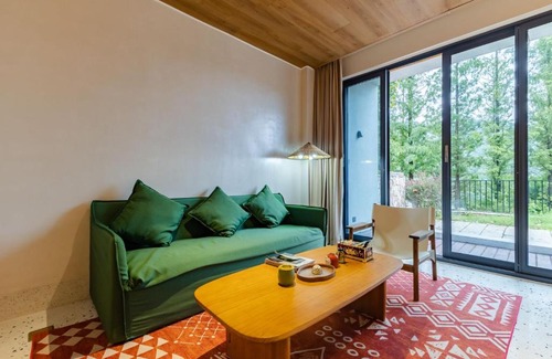 Lujiang Maison | The lesser of the two has the Lushan residence