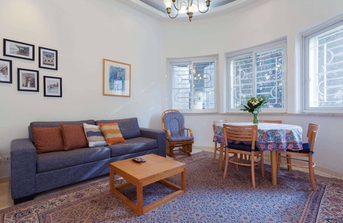 Emek Refaim Appartement | Best location- German Colony serviced Vacation Apartments, Clean & Comfortable