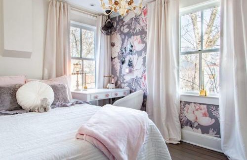Old Town West Maison | THE LIBERTY HOUSE Of Old Town Designer Home