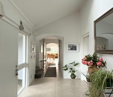 Christchurch Maison | The Light Inn