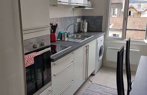 Nancy City Centre Appartement | LE LILAS DU FAUBOURG POUR 4 PERSONNES QUARTIER TRES CALME