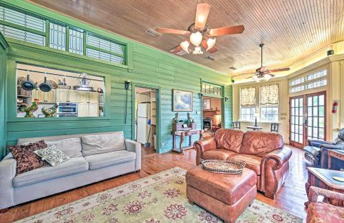 Glen Rose Maison | The Lilly House Historic Glen Rose Home with Porch!