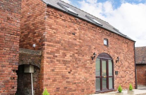 Abberley Maison | The Little Beehive