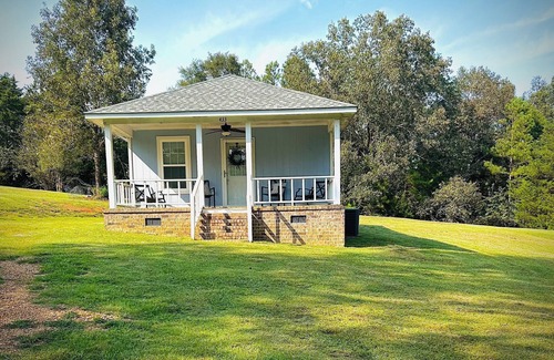Starkville Maison | The Little Blue House