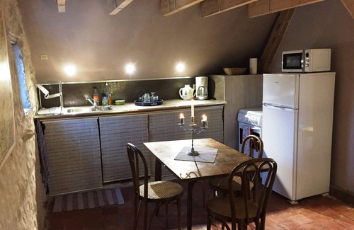 Chambourg-sur-Indre Cottage | La petite maison dans le jardin fleuri