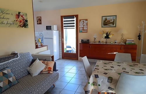 Nantheuil Maison | La petite maison à la campagne périgourdine