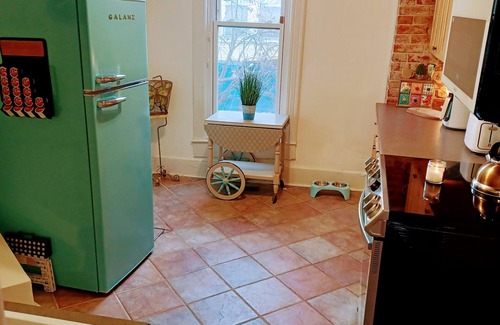 Liberty Maison | The Little House on Prairie Street