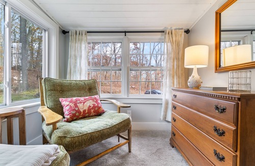 Lake Pocotopaug Cottage | The Little Nest-Cozy & Adorable cottage just a short walk to Lake Pocotopaug!