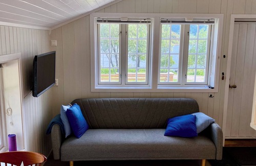 Barstrand Cabine | The Little Red Cabin Lofoten