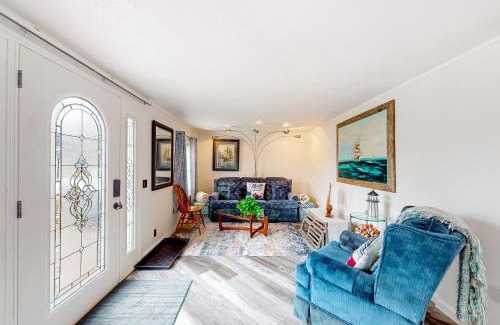 Wells Maison | The Lobster Claw