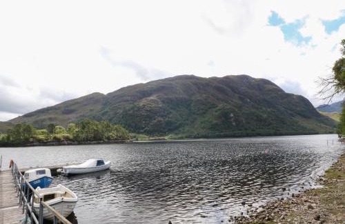 Glenfinnan Maison | The Lochside Shepherd