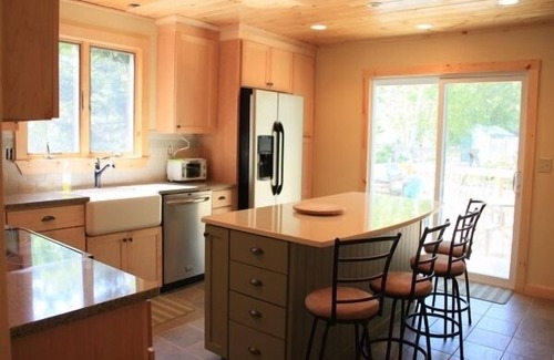 Sebago Maison | Le Lodge - 6 chambre / salle de bain 7 Familiale Chambre avec vue sur le lac