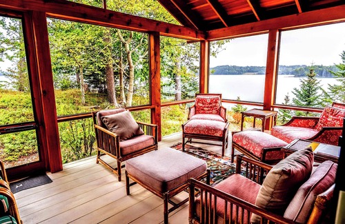 Friendship Maison | The Lodge at Seaside in Friendship
