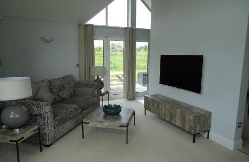 Ardens Grafton Maison | The Lodge - Bidford Grange Golf Course