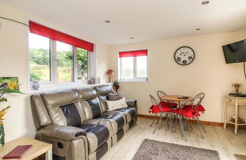 Murthly Maison | The Lodge, Blairgowrie