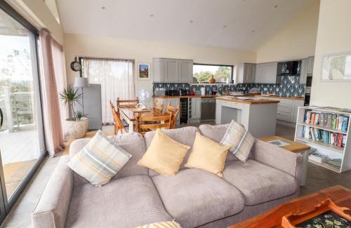 Dunragit Maison | The Lodge