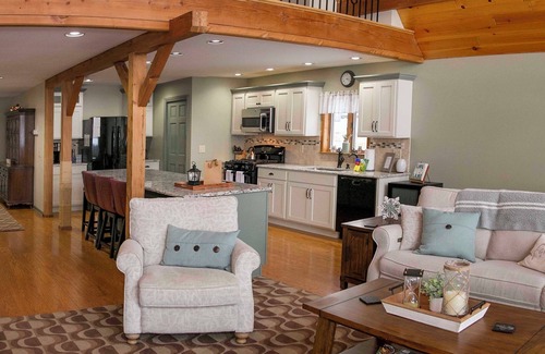 Bradford Maison | The Lodge on Lamoka located in The Finger Lakes Region.