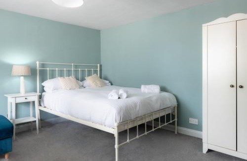Box Appartement | The Lodge Quaint Georgian Apartment, Wifi and Parking, near Bath