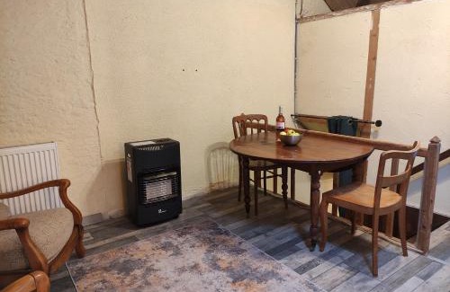 Pionsat Appartement | The Loft