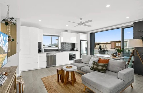 Shell Cove Appartement | The Loft / Luxurious 2 Bed Abode / Walk to Marina