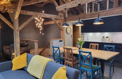 La Cote-d'Arbroz Appartement | The Loft - unique apartment, NR MORZINE