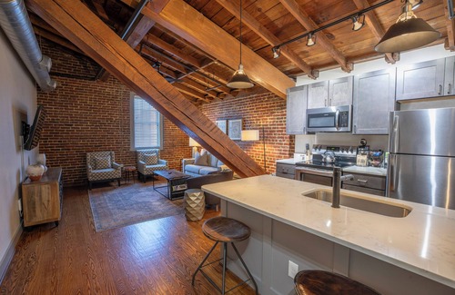 Salem Hôtel | The Lofts at Downtown Salem