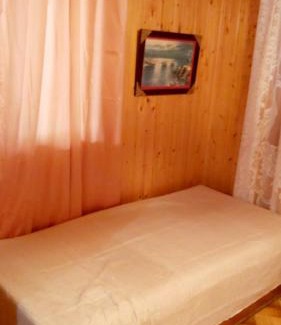 Melissourgoi Maison | The log house in the village