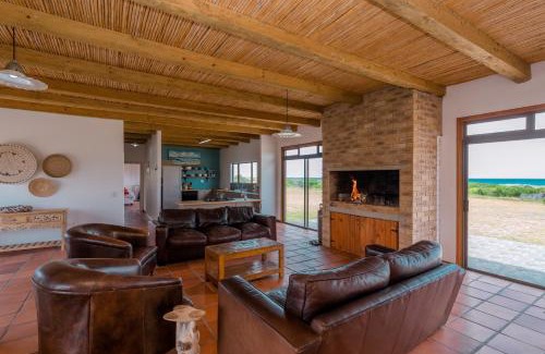 Pearly Beach Maison | The Log House