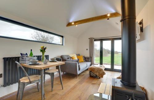 Stone in Oxney Maison | The Lookers Legacy