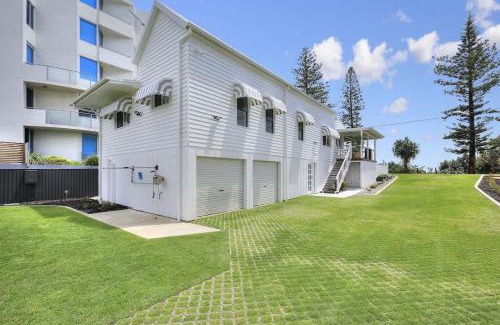 Bargara Maison | The Lookout