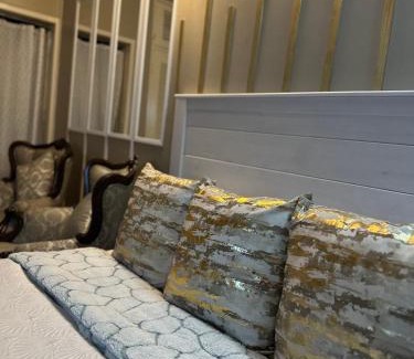 Emalahleni Lit Et Petit-Déjeuner | The Loraine Luxury Suites
