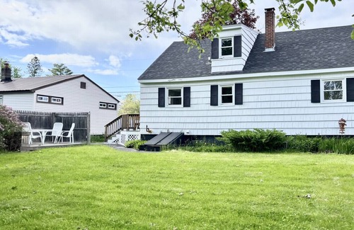 Westbrook Maison | The Lori House in Westbrook