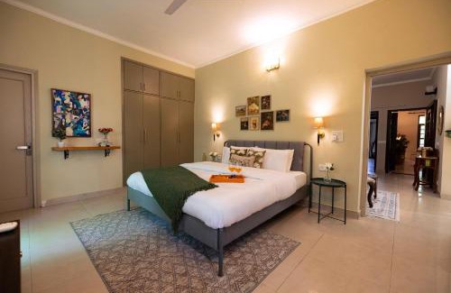 East of Kailash Appartement | The Lotus Loft
