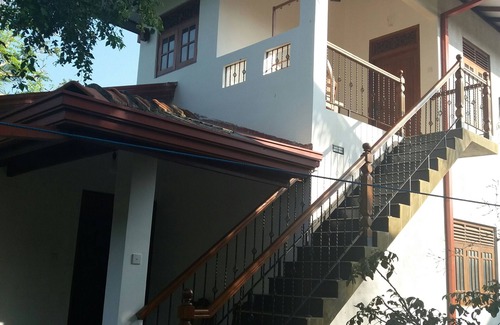 Aluthgama Appartement | Le taux le plus bas pour vos vacances de rêve à proximité Bentota Beach