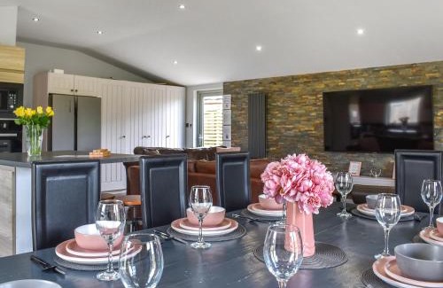 Wennington Maison | The Lune - Uk47035